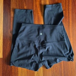 Lululemon size 4-6